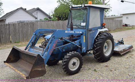 Ford 1920 tractor in Colwich, KS | Item E6397 sold | Purple Wave