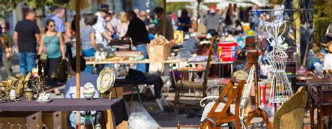 Hillsville Flea Market | Holiday Tours