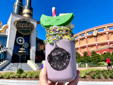 REVIEW: Ube Mardi Gras Milkshake From Toothsome Chocolate Emporium at ...