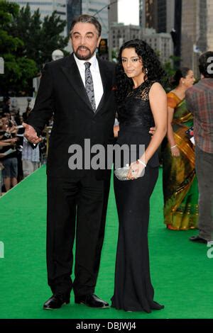 Kabir Bedi and Parveen Dusanj International India Film Academy - IIFA ...