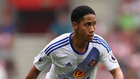 Steven Pienaar announces retirement from football | Football News | Sky Sports