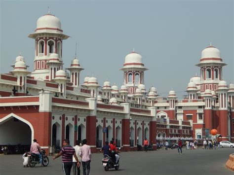 Historic Railway Station Lucknow Editorial Photo - Image of history ...