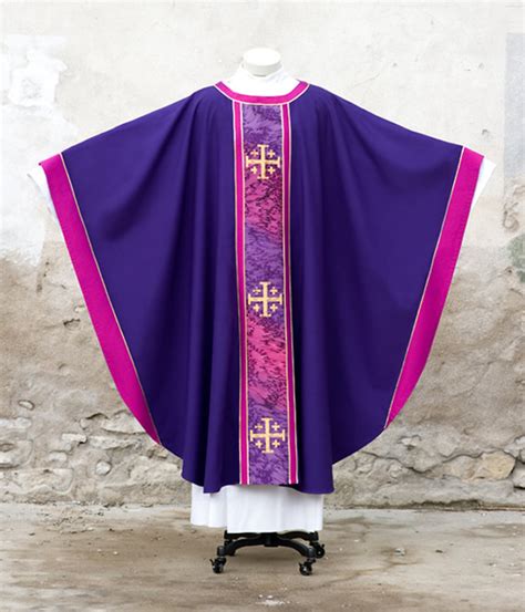 Custom clerical vestments, chasubles, clergy robes, altar linens & wall hangings