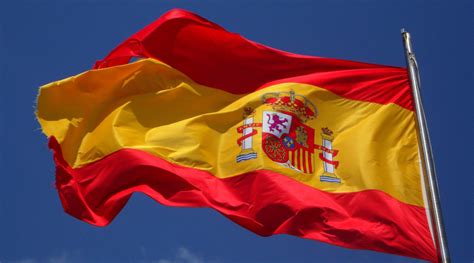 8 Types of Spanish Dialects—How It's Spoken Around the World