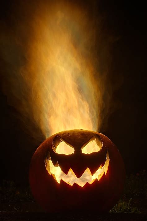 Flaming Pumpkin !! Another shot while experimenting with HDR Fire last night. More sinister ...