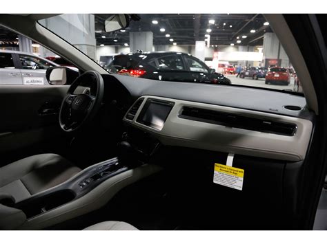 2018 Honda HR-V: 103 Interior Photos | U.S. News