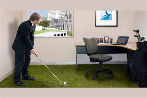 REVEALED: 8 office golf games that will get you fired!