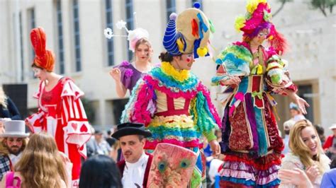 Purim in Israel: parades and parties | Madan