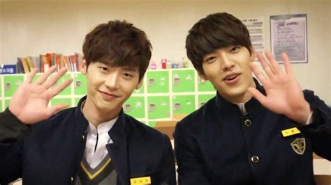 school 2013 Interview Kim Woo Bin & Lee Jong Suk 학교 2013 w ENGLISH ...