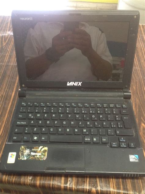 Carcasas Mini Laptop Lanix Neuron Lt - $ 50.00 en Mercado Libre