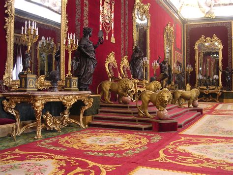 Private tour Royal Palace in Madrid with licensed tour guide