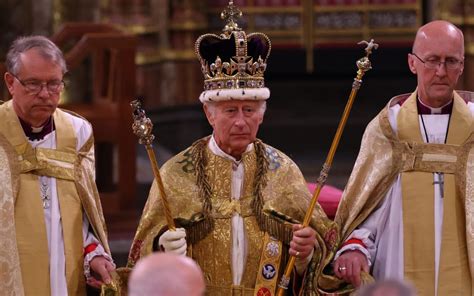 King Charles and Queen Camilla crowned in historic ceremony | RNZ News