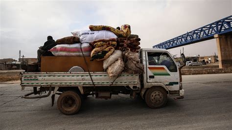 Over 2000 families flee Syria's Idlib in 24 hours