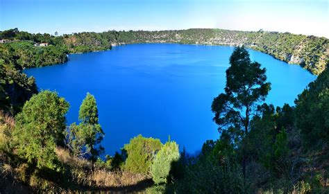 Blue Lake, Mt Gambier | The Wanderer