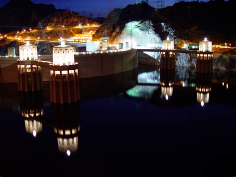 Hoover Dam at Night by marquitos on DeviantArt