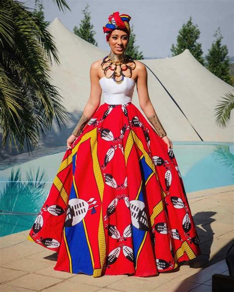 Ankara plain and patterned skirt and blouse designs - Legit.ng