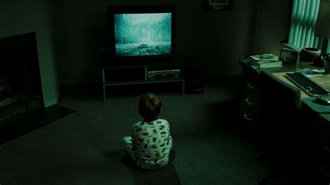 ‎The Ring (2002) directed by Gore Verbinski • Reviews, film + cast • Letterboxd