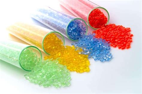 Resin vs. Plastic: What’s the Difference? - Piper Plastics Corp.