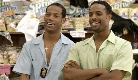 One Of The Worst Marlon Wayans Comedies Is Taking Off On Streaming | GIANT FREAKIN ROBOT