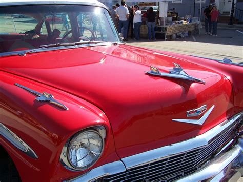 A Gallery of Classic Car Hood Ornaments | grayflannelsuit.net