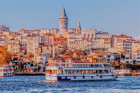 Bosphorus Cruise with Audio Tour in Istanbul 2024