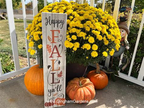 Fall Porch Decor and Outdoor Decorating Ideas - Gingham Gardens