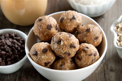 Peanut Butter Protein Balls (gluten-free, vegan, whole grain, dairy ...