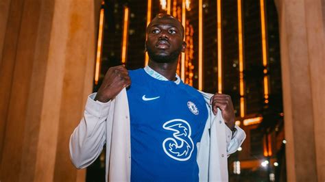 Koulibaly completes Chelsea move | News | Official Site | Chelsea ...