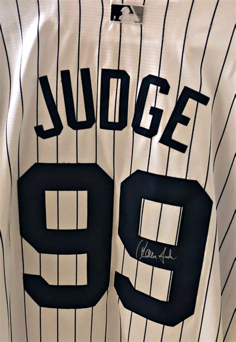 aaron-judge-signed-jersey - Memorabilia Center