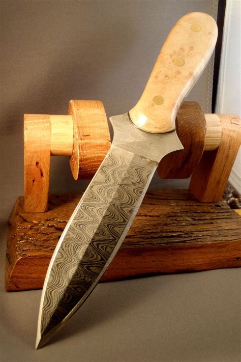 Damascus pattern forged steel knife brass rivets- knives. | Производство ножей, Тактический нож ...