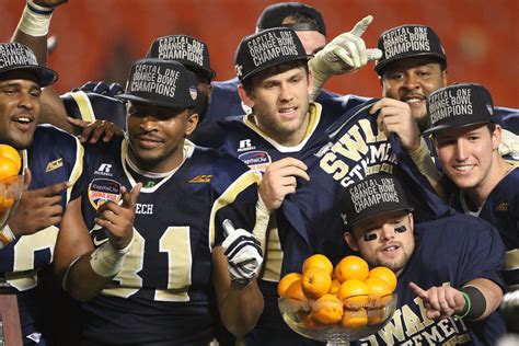 There's Controversy With This Year's Orange Bowl Trophy - The Spun