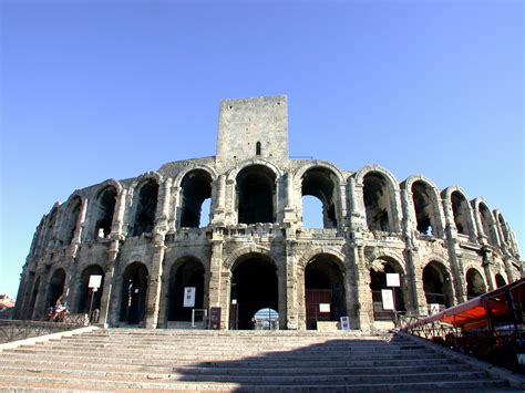 The Top 10 Most Famous Monuments of France - French Moments