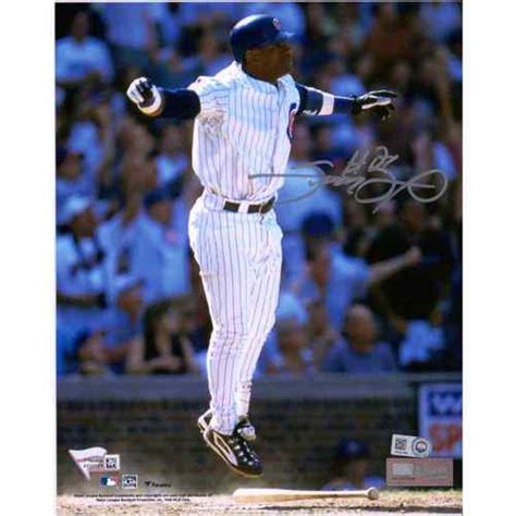 Sammy Sosa Chicago Cubs Autographed 8" x 10" Hop Photograph | MLB Auctions