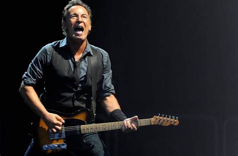 Bruce Springsteen Tickets & 2016 Tour Dates | Rukkus | Bruce springsteen, Bruce springsteen the ...