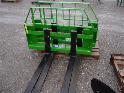 John Deere PALLET FORKS Hay Equipment - Handling and Transport - John ...