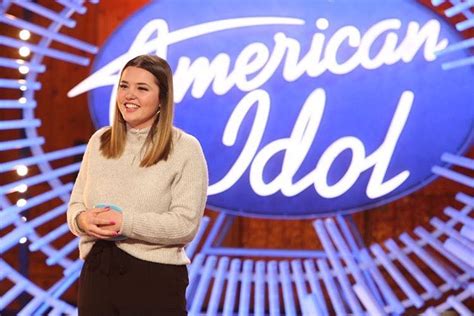 Lauren Spencer Smith of Vancouver Island, B.C. receives golden ticket on ‘American Idol ...