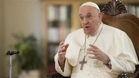 Pope: Critics help us grow, but I want them to say it to my face ...