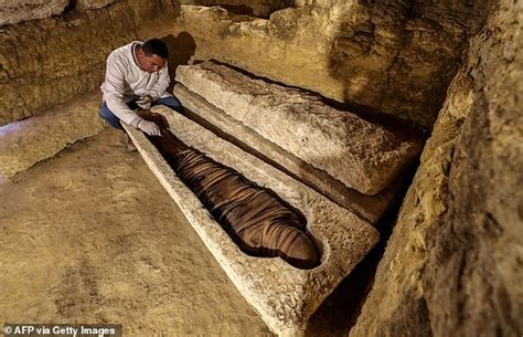 Sixteen ancient tombs with mummified remains unearthed in Egypt | Daily ...