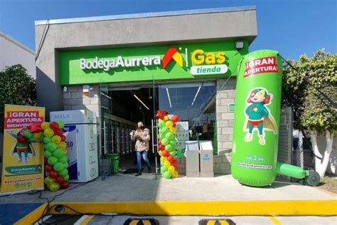 Bodega Aurrera ya abrió su primera gasolinera en México - RegeneraciónMX