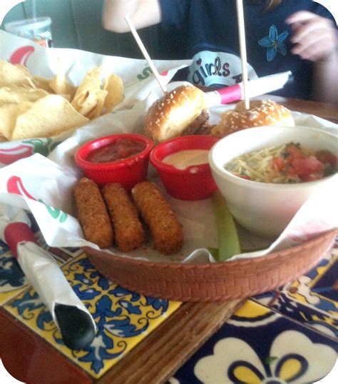 Chilis Triple Dipper Review & $20 Gift Card #Giveaway