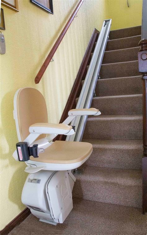 Reconditioned Stairlifts Manchester | Stairlift Trader 5 Star Reviews