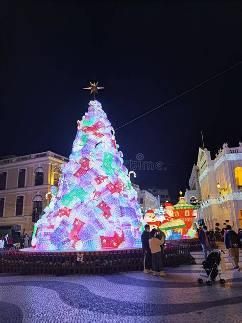 Macau Leal Senado Square Architecture Macao Christmas Decorations Holiday Season Lighting ...