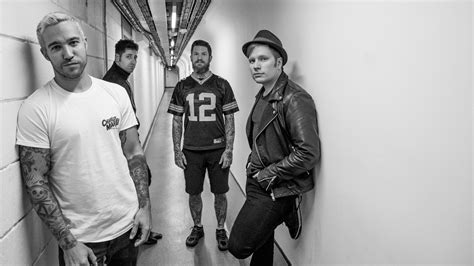 Fall Out Boy Release New Song, Video and Tour Dates - GENRE IS DEAD!