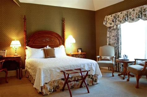 The 10 Best Boutique Hotels in Colorado Springs [2024]