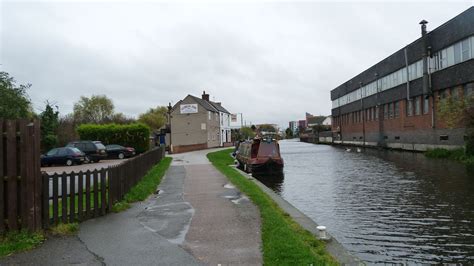 The Albion in Canal Bank, Loughborough - Loughborough Echo | Loughborough, Canal, Canal bank