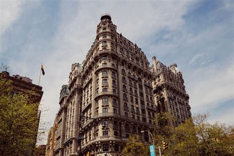 Classic-Style Stay: 6 Iconic Historic Hotels in New York