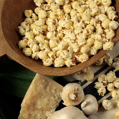 Parmesan Garlic Popcorn - Nibblers Popcorn Company