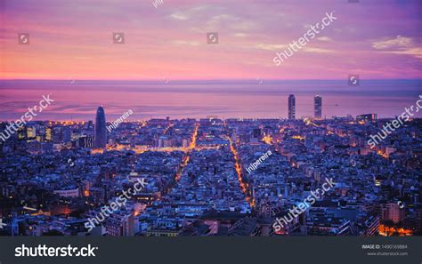 2,287 Barcelona night panorama Images, Stock Photos & Vectors ...