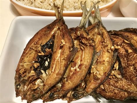 PinoyBites | Daing na Bangus (Milkfish) - PinoyBites