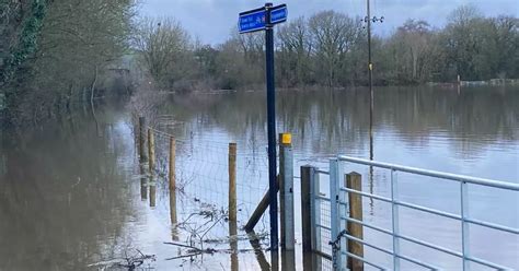 Multiple flood alerts issued in Devon as heavy rain batters county ...